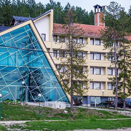 Hotel Borici Сйеница Екстериор снимка