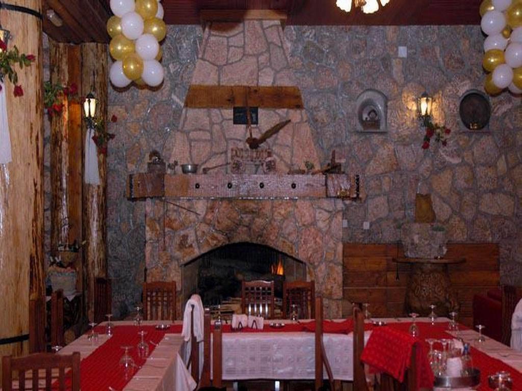 Hotel Borici Сйеница Екстериор снимка