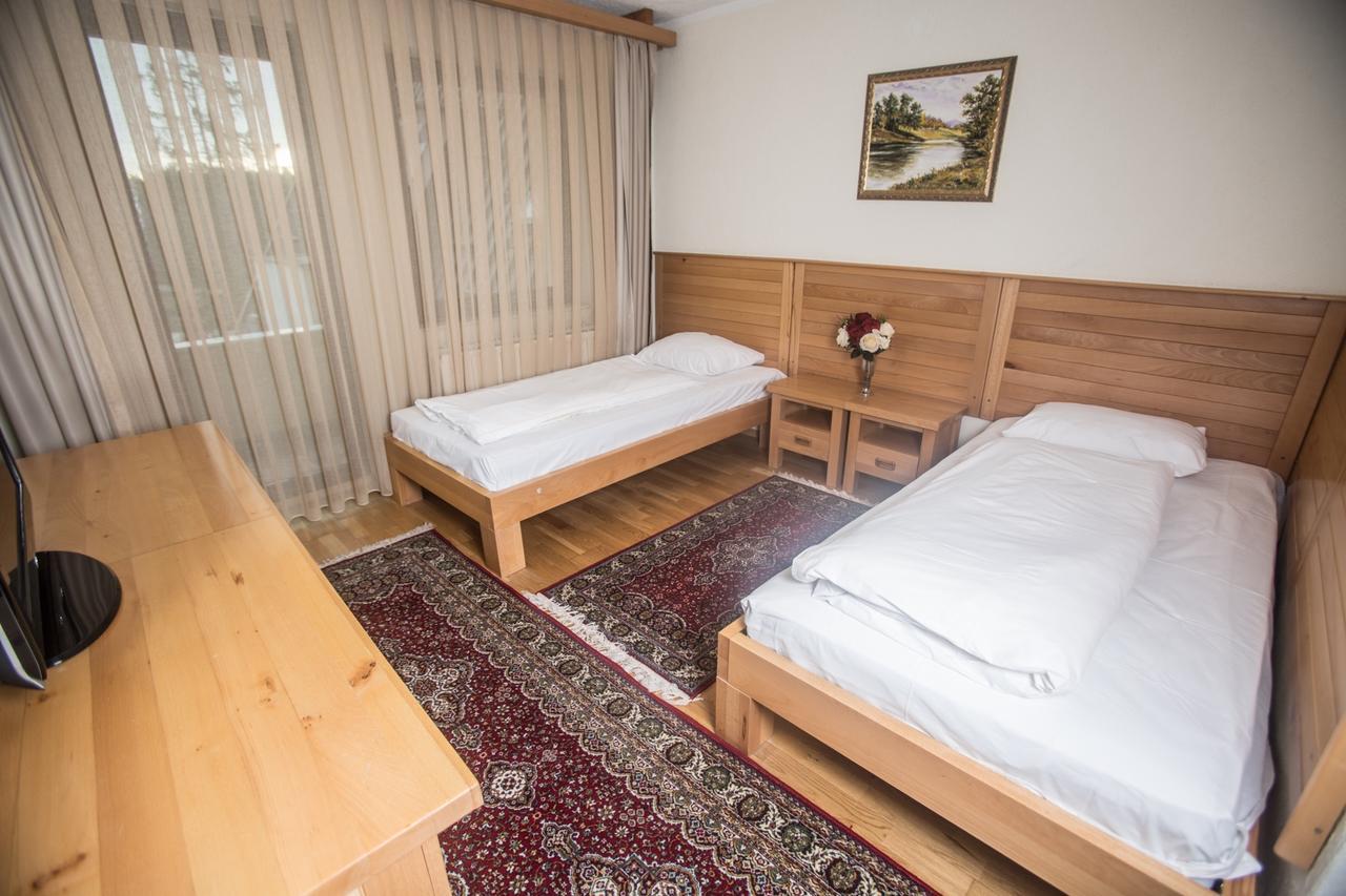 Hotel Borici Сйеница Екстериор снимка